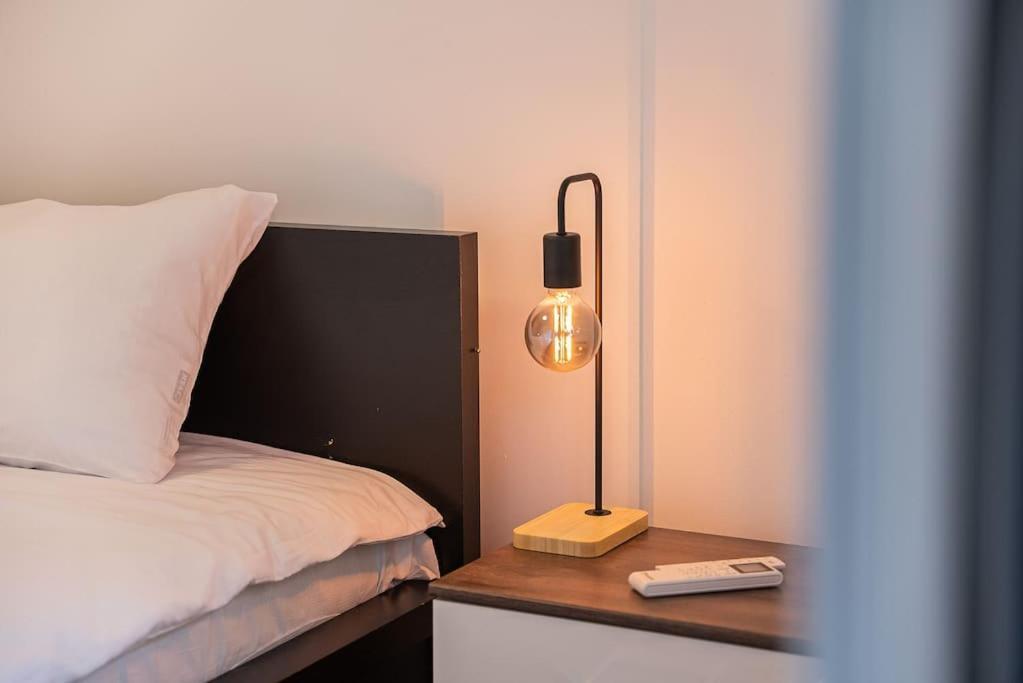 Digital Nomad With Free Gym Pass And Office Setup Apartment