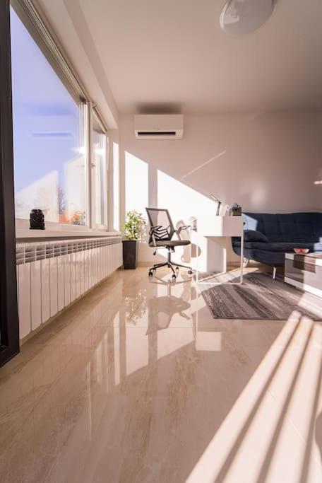 Digital Nomad With Free Gym Pass And Office Setup Sofia